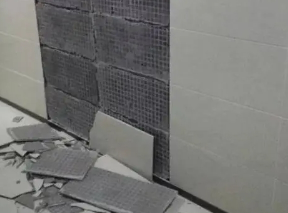 石柱瓷砖空鼓维修公司分享下石柱墙砖松动维修的知识